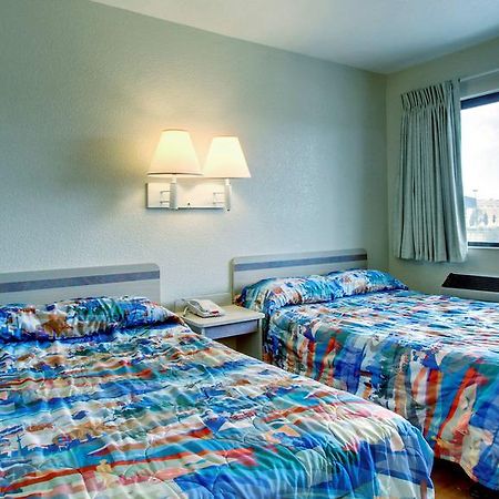 Motel 6 Manhattan Kansas Kültér fotó