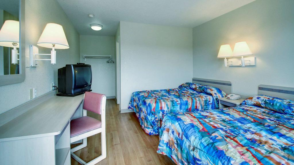 Motel 6 Manhattan Kansas Kültér fotó