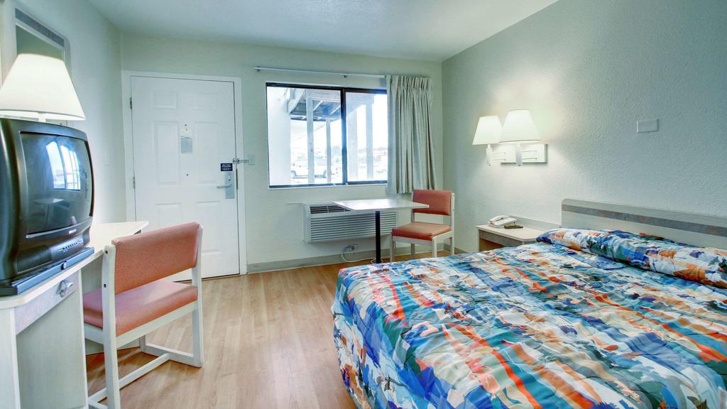 Motel 6 Manhattan Kansas Kültér fotó