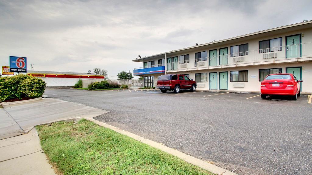 Motel 6 Manhattan Kansas Kültér fotó